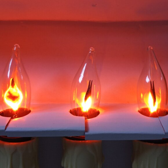 'KURT S. ADLER' Vintage style 7 Light Flicker Flame Candle Set Perfect! NIB - Picture 3 of 5